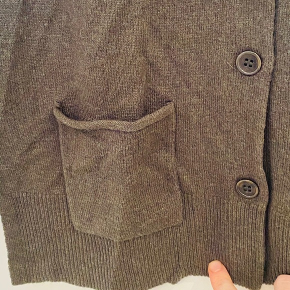 Fine Collection cardigan sweater - Picture 2 of 4